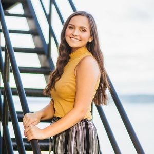 Meet your Posher, Emily